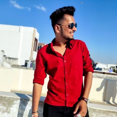 iammeetsdesai's profile picture. 