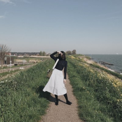 Sashastrilia's profile picture. Realistically unrealistic.