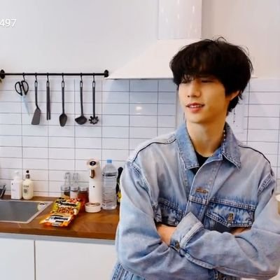 ☆゚.*・。゚Just a normal person - I think-.
⟵ Español/English