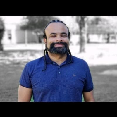 TomcleyClayton's profile picture. 