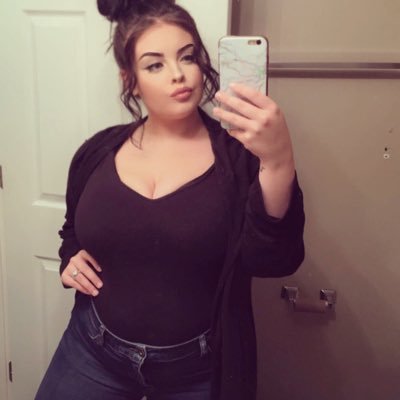 ▪️@QuentinLord1 ▪️Mommy ▪️Married to my bestfriend 💗