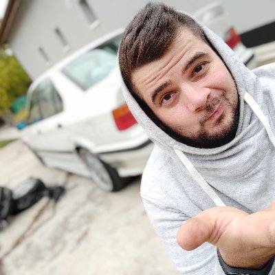 ikolazse36's profile picture. No