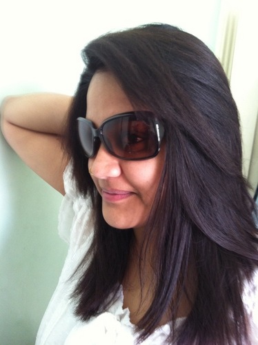 im a crazy gurl,all i do is wat comes to my mind,
like teenmaar i would love to dance in i dnt want to be a gurly type...wat is life without flirtin......