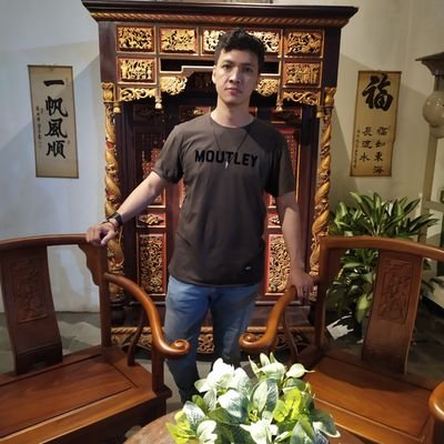 coolraiders's profile picture. 