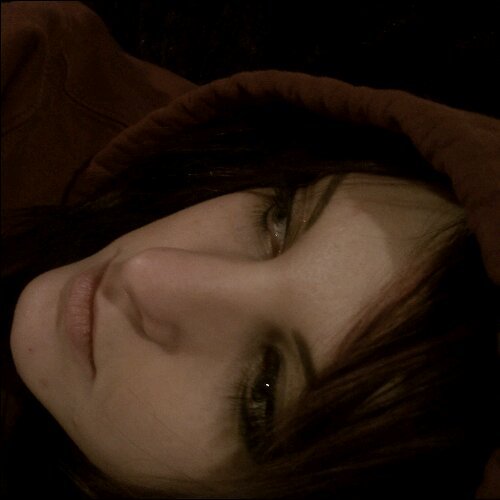 kazarine's profile picture. rain is life.