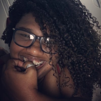 guiathais_'s profile picture. Turismologa | Guia de Turismo | Pseudo fotógrafa | Doida