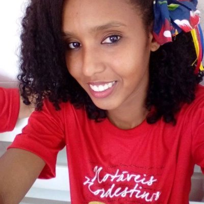 Meus vizinhos e os porteiros do condomínio me conhecem como mãe do Francisco. Professora, nordestina e negra.
La revolución es feminina.