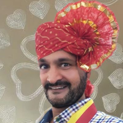 iPawanN's profile picture. सम्मान का मोह ना हो…
ना रहे अपमान का भय…

ना राग में… ना वैराग्य में… 
मन मेरा रहे सदा वीतराग में !!