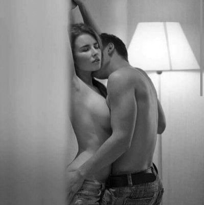 yiiLAlNJ7sZzgVe's profile picture. like moza masti....