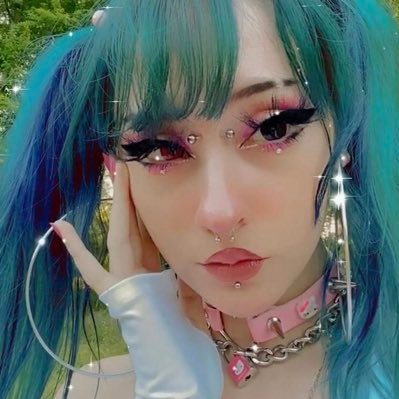 ÇŁØÜT GØD WÅVŸ GVŃG TRÍŁŁ Ã$ FÜÇK Shop my store 👇🏿CSULB