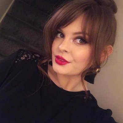 ElsaMariee's profile picture. 