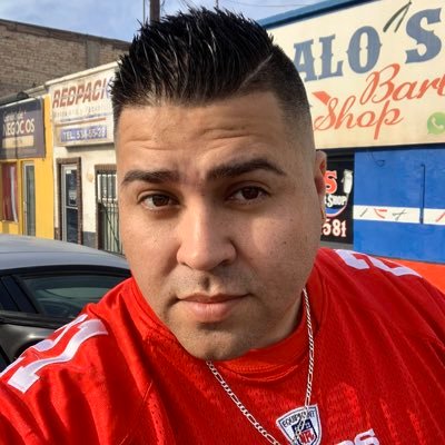 Hello Everyone! Hola a todos. Soccer Coach, Teacher, Rapper, Father, Husband, & Pokemon Competitive player. snap: jptalent07 Insta: incinezard07