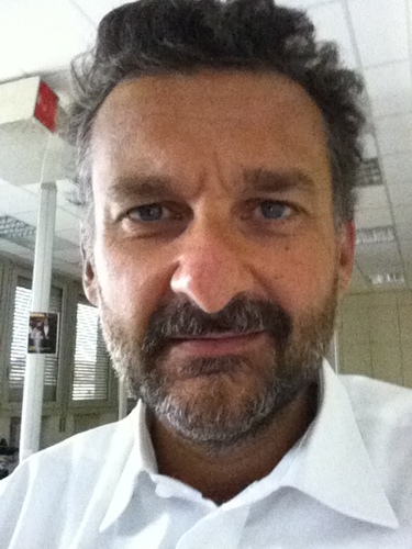 Portfolio manager
Quant equity trader
Grandissimo calciatore
Pessimo golfista
Ottimo tennista
Schiappa a poker
Discreto a blackjack
Bravo a bridge