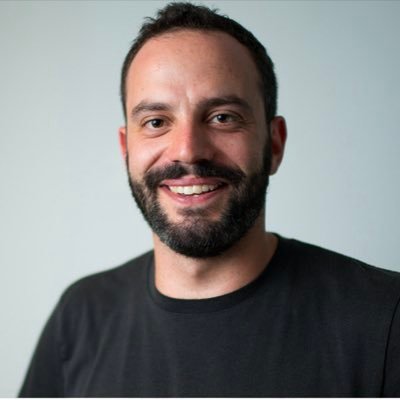Video Producer. Bay area based, galaxy hitchiker.