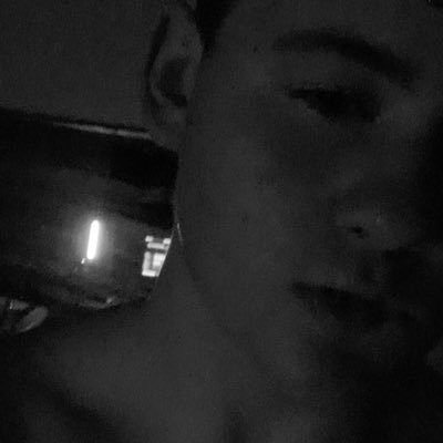 helpisuffer's profile picture. 