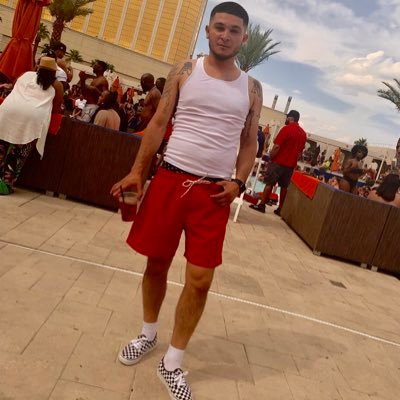 ___drewskii__'s profile picture. South Central LA — Tempe, AZ 
#DrewCrew . 🏀