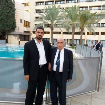 قف دون رأيك في الحياة مجهدا إن الحياة عقيدة و جهاد.