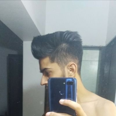 VaroonSoneji's profile picture. indian🇮🇳
aspiring computer engineer
Rajkot,gujarat🍭