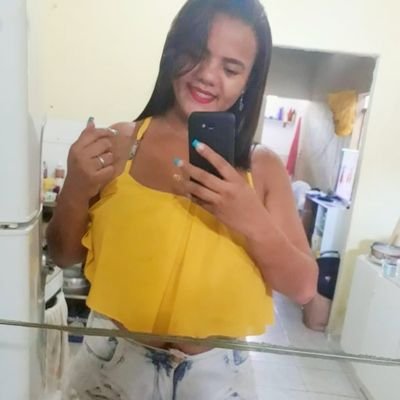 pq o melhor da vida está no impróprio no improvável e principalmente no impossível. com moderação.
