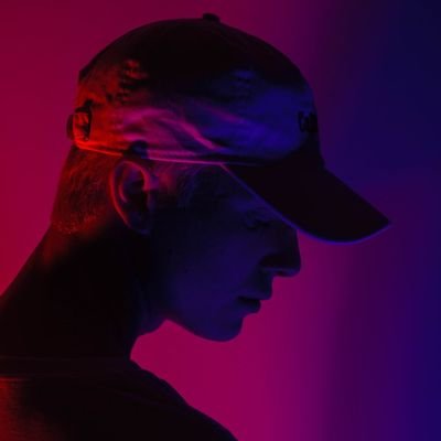 ben_mohammed1's profile picture. نصف كاتب ونصف شاعر وبينهما خيال طفل يشدانه من يديه.