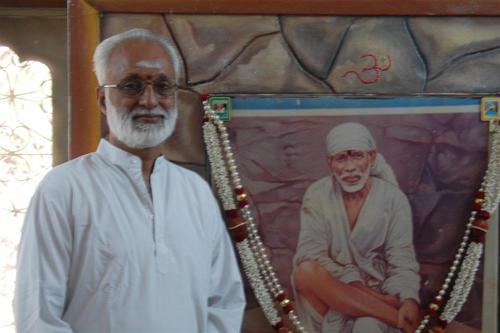 In the Service of Lord Sainath and His devotees

saidarbar@gmail.com