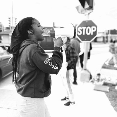 ArizonaSkky's profile picture. 💎 #Passionate #Demanding #Hardworking #Intelligent #Smart  #Very #Sarcastic  #Hilariously #Funny & #SoMuchMore
#perfectedimages #Activist