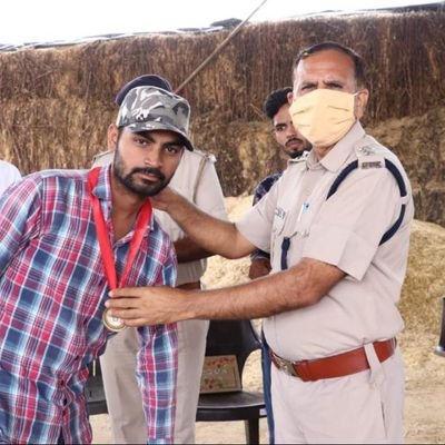 VikramP33224478's profile picture. Vikram Goswami
student of CDLSIET Panniwala mota 
studied at ALLEN institute of KOTA RJ.
JNV odhan sirsa