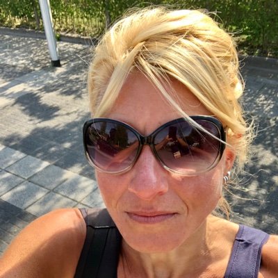 SAGdeJong's profile picture. -tegenwind is meewind als je de andere kant op gaat-     *WANDELEN*WIELRENNEN*YOGA*RADIO1*POLITIEK*HARDLOPEN*BUITENMENS*NIEUWS*SPORT*
*VROEGEVOGEL*