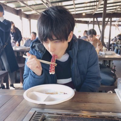 kazusplatoon's profile picture. 美味しいものを舐め回したい