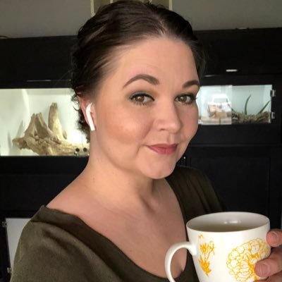 RoxyMews's profile picture. Sexy, Spicy, Fun. Undercover Author looking for a little exposure. *Sexy Thumbs* Promoter of #ROBOSEX https://t.co/eZSYIohiad She/Her/Mrs.