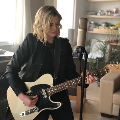 34 yr old singer/songwriter and teacher from London, ON. If you're like me, you believe that music is more than just notes on a page. https://t.co/DXL49OMzSl