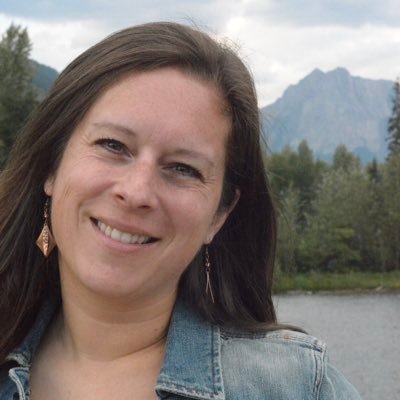 Mom and wife. YA writer. Teacher. Lover of all things outdoors. (She/Her)