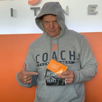 Best 1 Hour Workout in Ancaster 💪🧡 Book your free class ➡️ https://t.co/ySnlwf1GTp