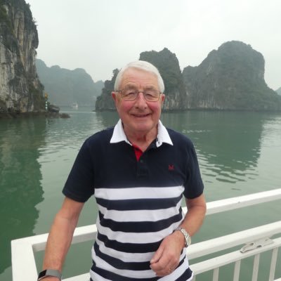 Pontnewydd boy, now retired living on south coast. Supports 🏴 rugby and follows 🚴.