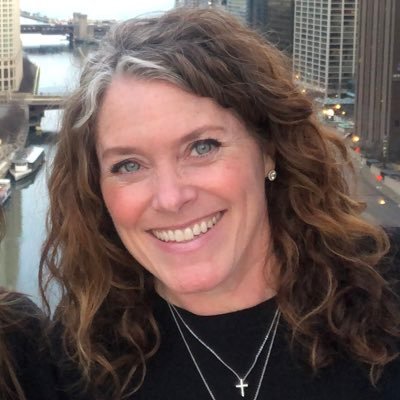 Lover of all things beautiful. Good design/food/art/life. Daughter,sister,friend,aunt,confidant. Triathlete, golfer, survivor, optimist