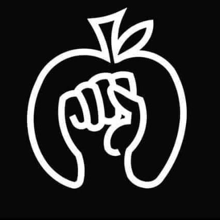 imajunebug's profile picture. Language arts teacher. Love commas, Shakespeare and the beach.