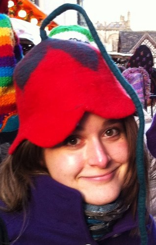 Lover of Radio, Writing and Theatre and any combination of the three! All my tweets are my own chirps.
