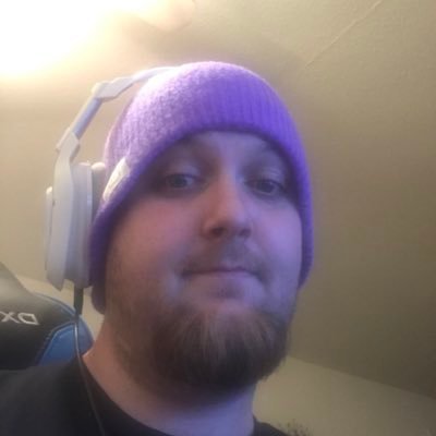 Variety game streamer, social drinker, mtg lover, bowler, D&D, beer enthusiast and general nerd Business email ruckusjmoney@yahoo.com