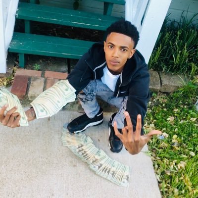 2️⃣uece7️⃣🏋🏽‍♂️
