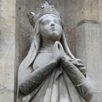 Etudiante, Française. Amoureuse de la littérature, de la musique classique et de l'Histoire. Ma vie pour la France 🇫🇷. Deo Patri sit glória ✝️.