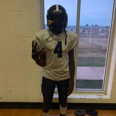 class of 2024 football: speed back and strong safety height 5’11 weight 160 basketball: power forward Griffin, GA