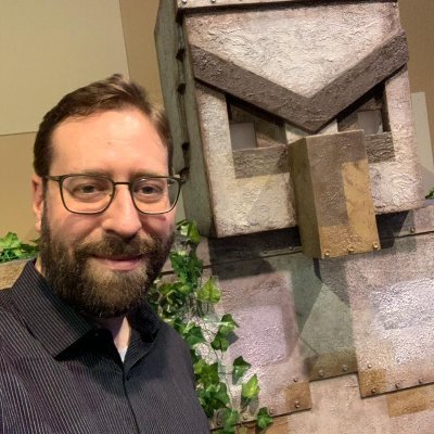 Senior Program Manager for Minecraft Education, teacher, museum nerd, and fan of pop culture of all sorts.