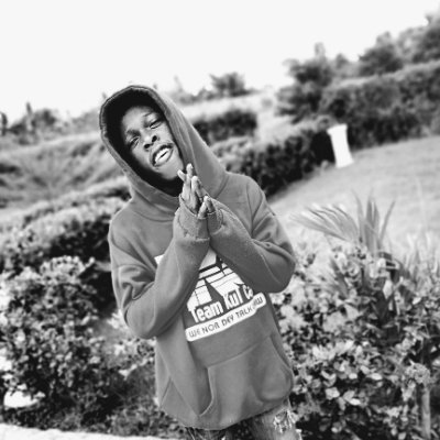 |Rapper / songwriter|
|YUNG MAFIA|  For Bookings : +233 55 114 1252. kofiburner@gmail.com
#OKUKUSEKU👹