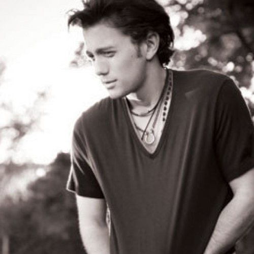 BadAssMajorJazz's profile picture. Single. Got Nothing More to say.