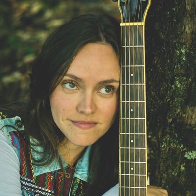 mayterra_'s profile picture. Eu canto o que manda o coração e por amor aos encantos da Natureza🦄I sing my heart out and my love for Nature enchantments🌙