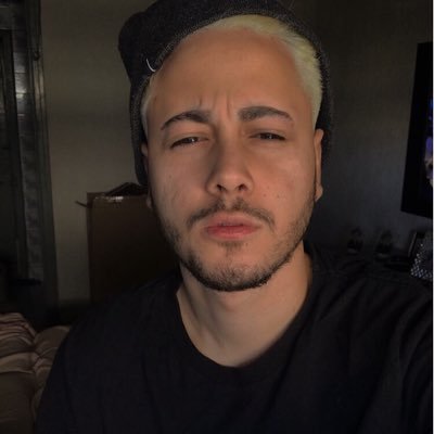 igorzz13's profile picture. andando errado na direção certa 🔄
