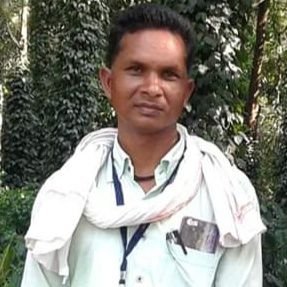 Ajaymar12783583's profile picture. 'UBUNTU'
मैं इसलिए हूं,क्योंकि हम हैं ।।
चलो चली पुरखा गली ।। हर कदम प्रकृति की ओर...
जीववादी, पारम्परिक जड़ी जंत,अखरा खखरा गुन बिदिया सोधक