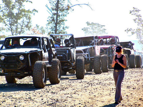 kapyInfamous4x4's profile picture. http://t.co/sbR1Bqyga7 is an off road forum for 4 wheeling~mud bogging and rock crawling. We sponsor several competitive rock crawlers and rock crawling series.