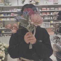 りさ (@nkmr_s23) 's Twitter Profile