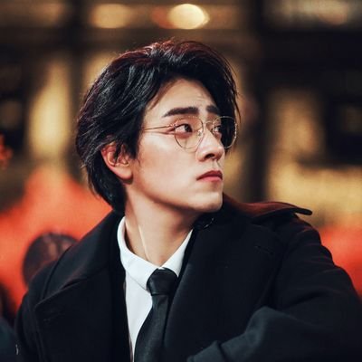daily zheng yunlongさんのプロフィール画像